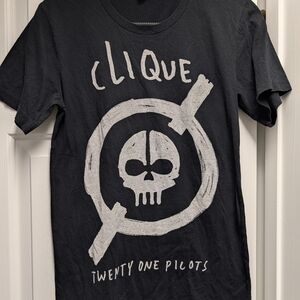 🚫SOLD🚫Twenty One Pilots Clique Black T-Shirt